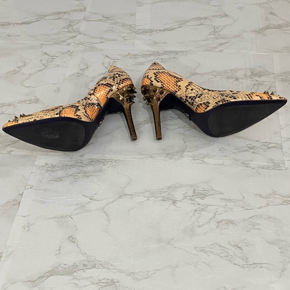 RACHEL Roy Miyang Snakeskin Leather Embellished Spiked Toe Stiletto Heeled Pumps - Picture 15 of 15